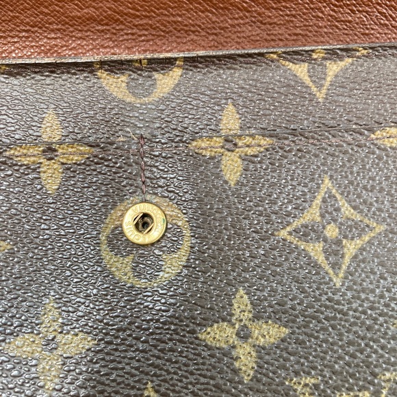 Louis Vuitton Sarah leather wallet. Used condition - Picture 6 of 10